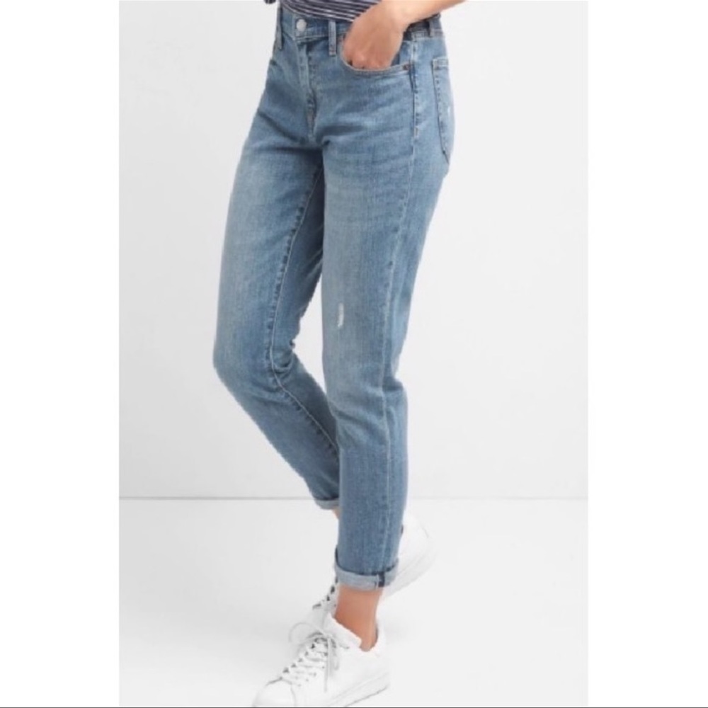Gap Best Girlfriend mid-rise distressed boyfriend medium wash jeans size 25